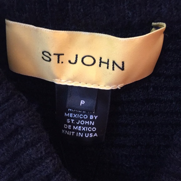 Women’s NWT petite caviar sweater. St. John - Picture 2 of 8